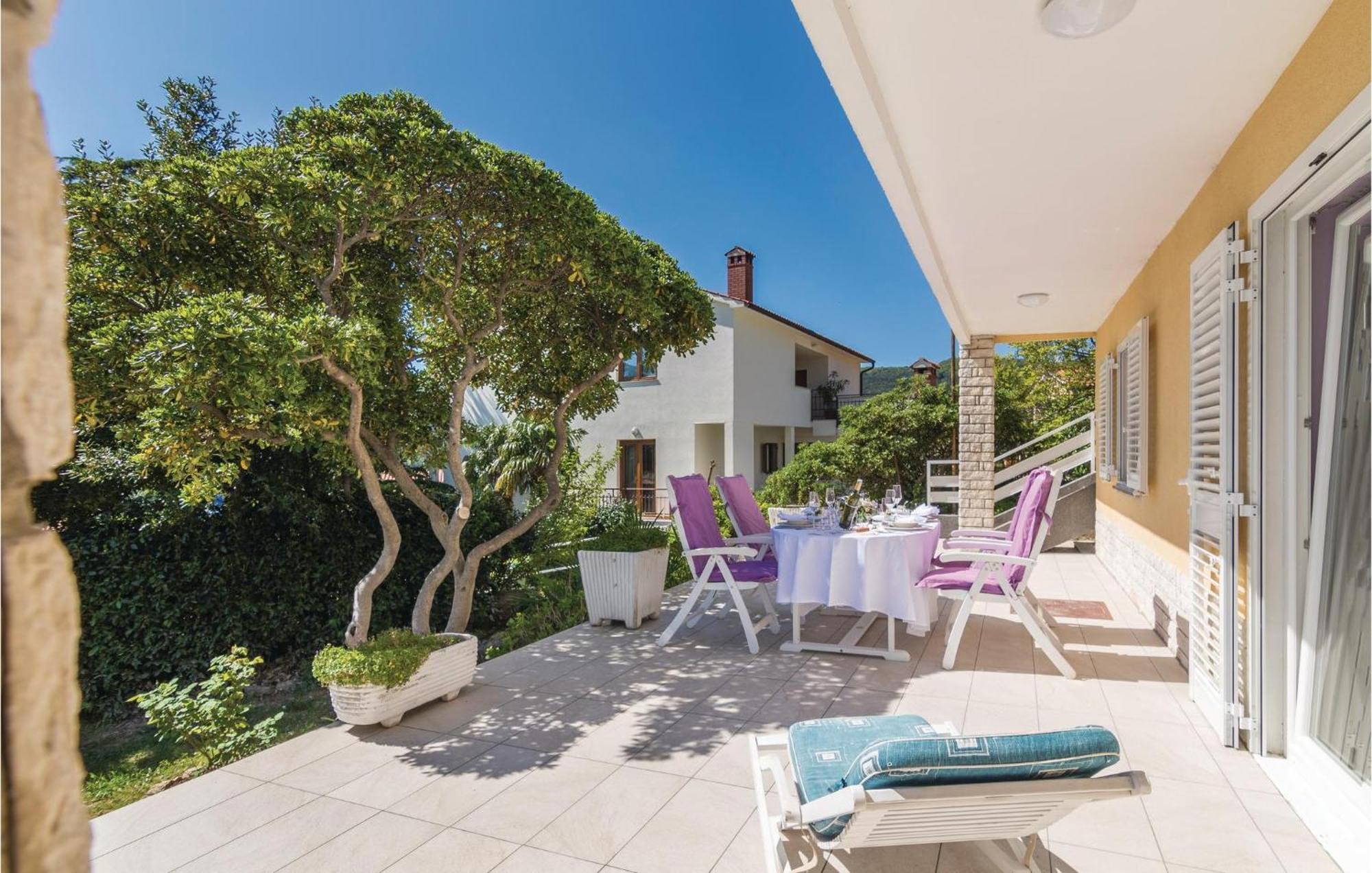 Amazing Apartment In Rabac With Wifi Raša Exteriér fotografie